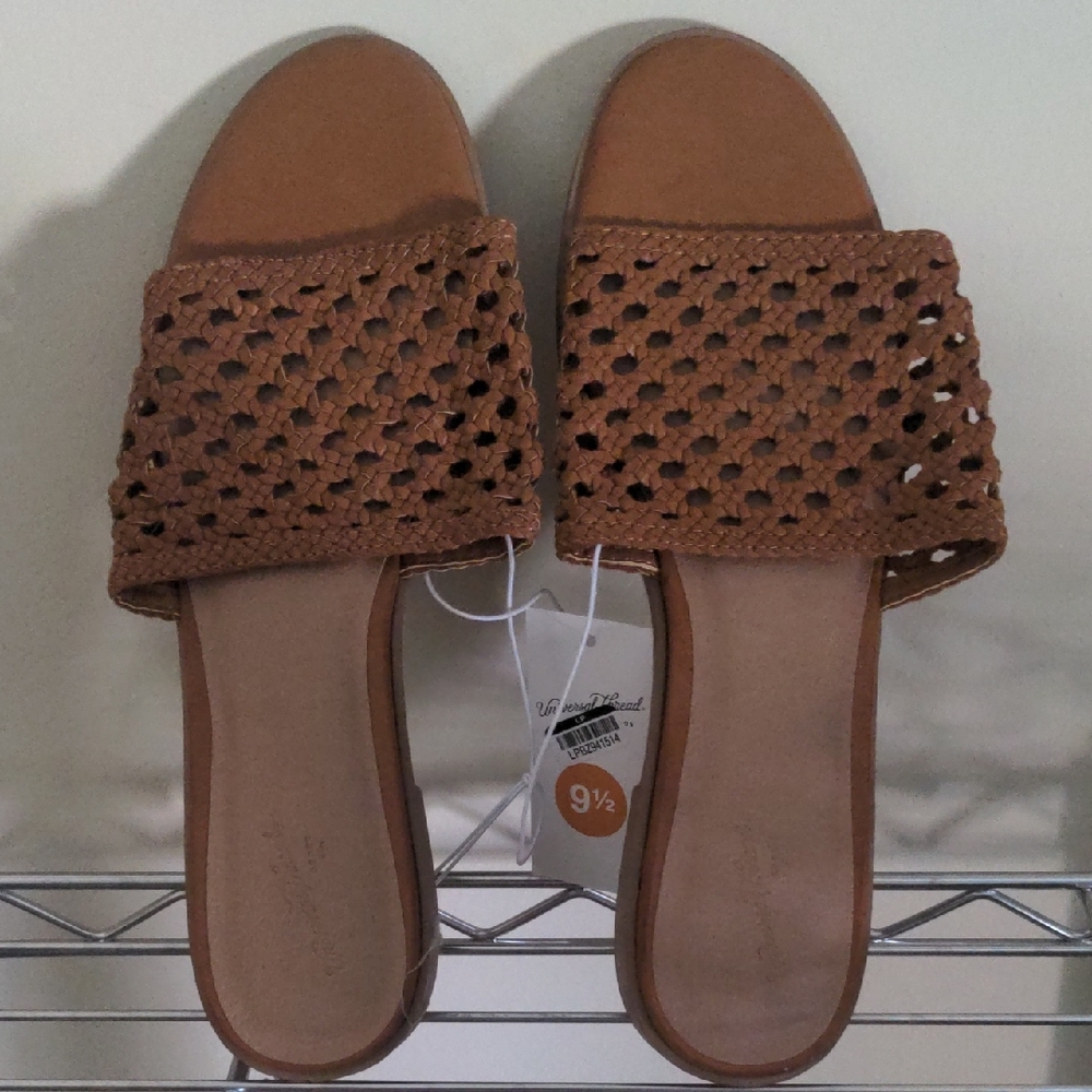 Universal Thread Tan Braided Sandals